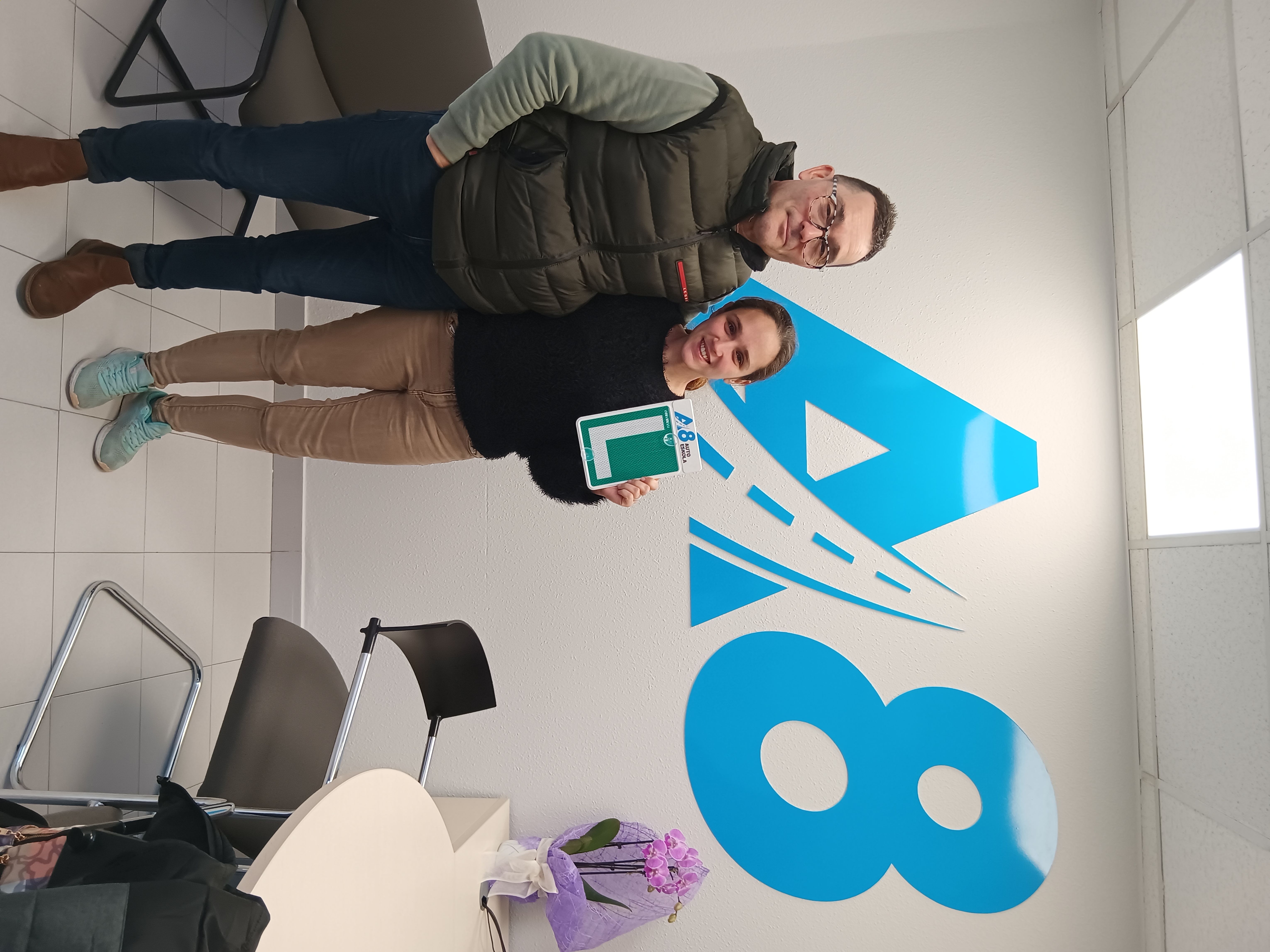 Alumno aprobado en A8 Autoeskola