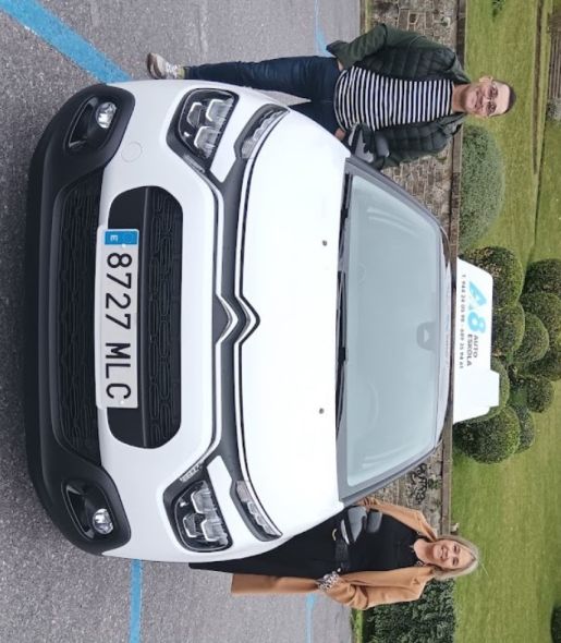 Vehículo de prácticas de A8 Autoeskola